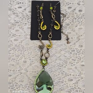 Vintage Green Crystal Teardrop Necklace & Earring Set – Boho Bronze Accent